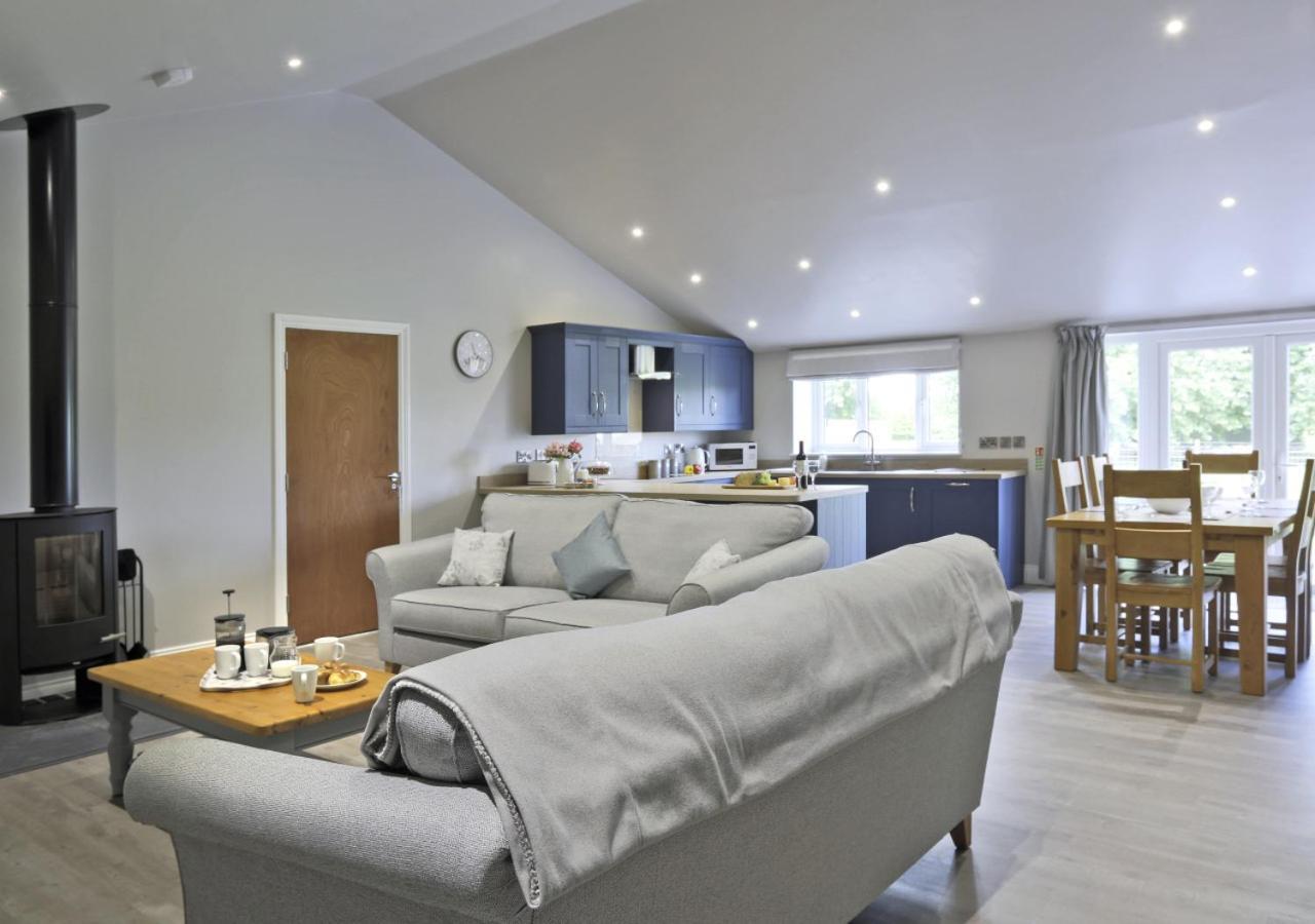 Roosters Rest Villa Beccles Bagian luar foto